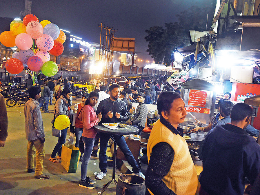 Brahmaputra Market, Noida